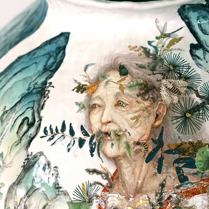 工房の一角に置かれた作品『山姥』